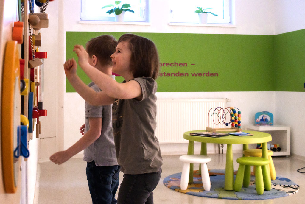 Wartebereich mit Spielecke